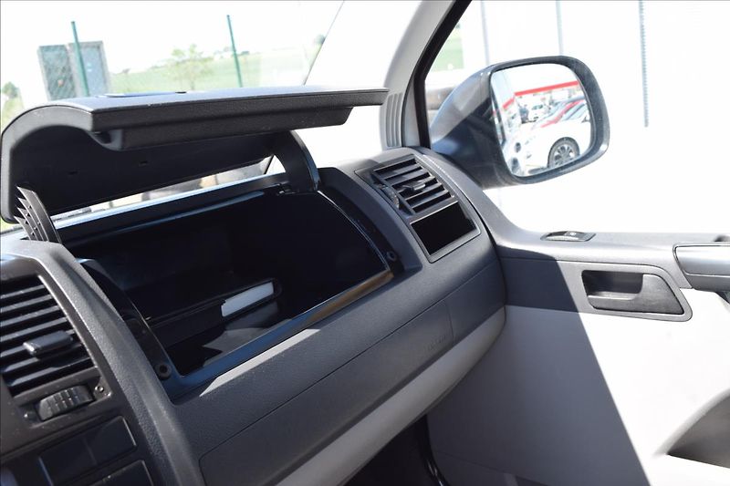 Volkswagen Transporter 2,0 TDI 103KW 9MÍST 4X4 PO STK - fotka 43 z 46