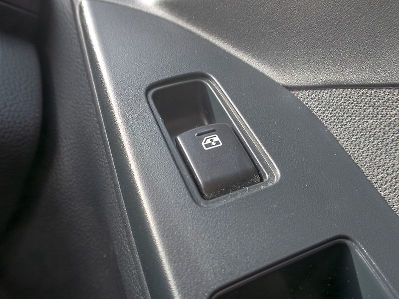 Subaru Forester (2013) 2.0D 108KW – ČR 23.12.2013 - fotka 30 z 48