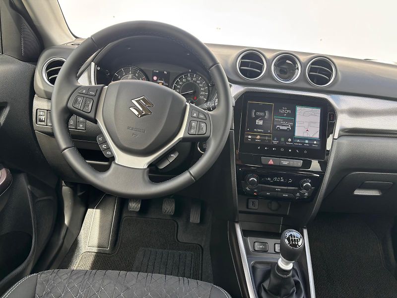 Suzuki Vitara 1,4 BoosterJet Elegance - fotka 5 z 26
