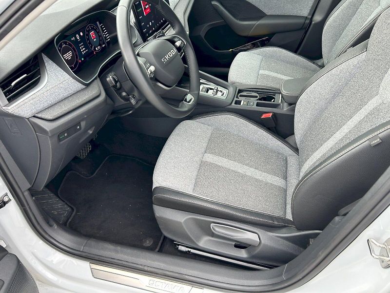 Škoda Octavia (2025) SELEC TD 110/2.0 A7F - fotka 13 z 31