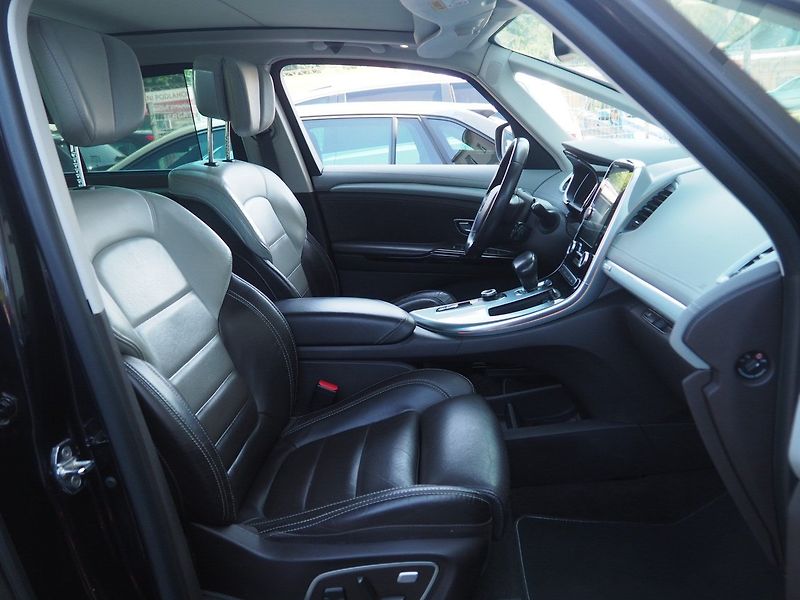 Renault Espace (2016) 1.6 dCi Init.Paris,7MÍST,Tažné - fotka 23 z 47