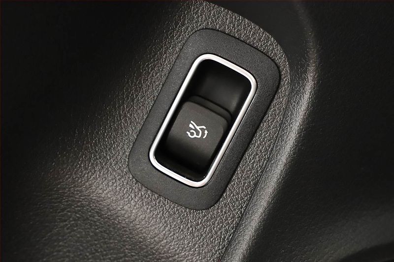 Mercedes-Benz CLA (2020) 200 - fotka 10 z 20