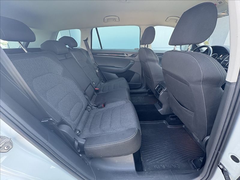 Škoda Kodiaq 2,0 TDI 140 kw ČR 4x4 DSG - fotka 29 z 30