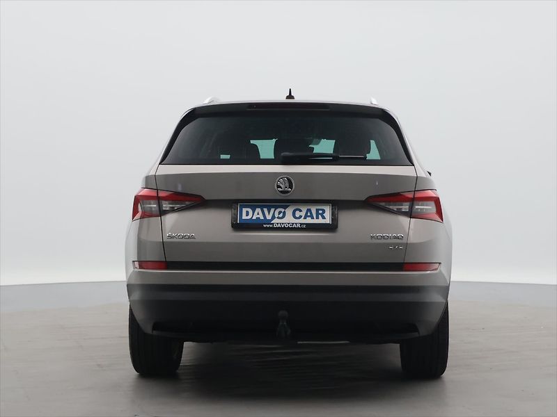 Škoda Kodiaq 2,0 TDI 110kW 4x4 CZ Style LED - fotka 6 z 28