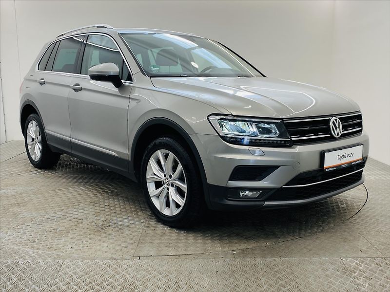 Volkswagen Tiguan 2,0 TDI DSG 4x4 Highline - fotka 24 z 24
