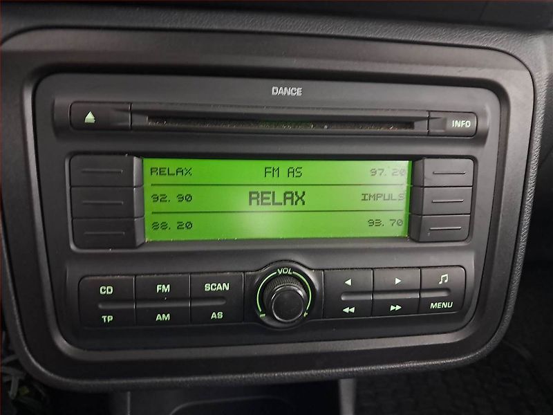 Škoda Roomster (2007) Style 1.4 16V, nová STK - fotka 13 z 17