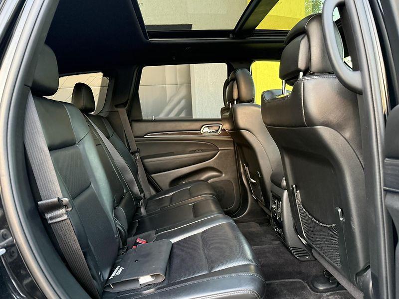 Jeep Grand Cherokee (2019) 3.0CRDi  OVERLAND! GAR. KM!!  - fotka 10 z 25