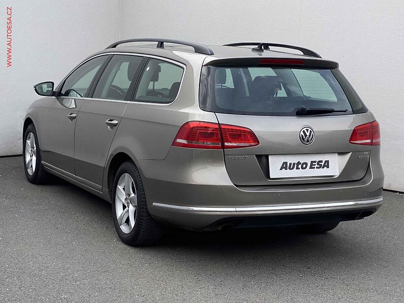 Volkswagen Passat (2013) 1.4 TSi, Comfortline, DSG - fotka 6 z 17