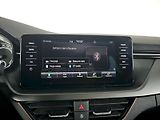 Škoda Scala (2023) 1.0TSI 70kW STYLE PLUS TAŽNÉ N - náhled 15