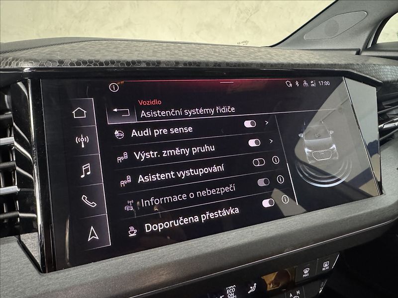 Audi Q4 e-tron 40 150kW LED Matrix - fotka 28 z 49
