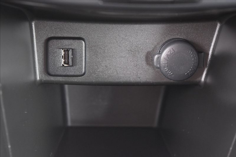 Suzuki Swift 1,2 i 69KW 4X4 ALU KLIMA - fotka 41 z 46