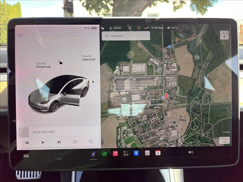 Tesla Model 3 LR AWD 366 kW  Záruka,TZ - fotka 17 z 47