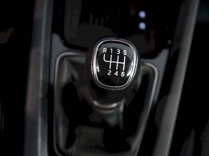 Škoda Octavia (2024) SELECTION 2.0TDI 85KW MATRIX - fotka 33 z 37