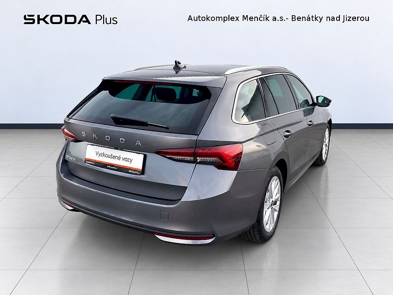 Škoda Octavia (2024) COMBI TOP SELECTION 2,0 TDI 85 - fotka 2 z 34