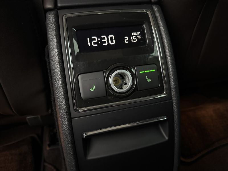Škoda Superb 2,0 125kW L&K VÝHŘEV TAŽNÉ ČR - fotka 40 z 45