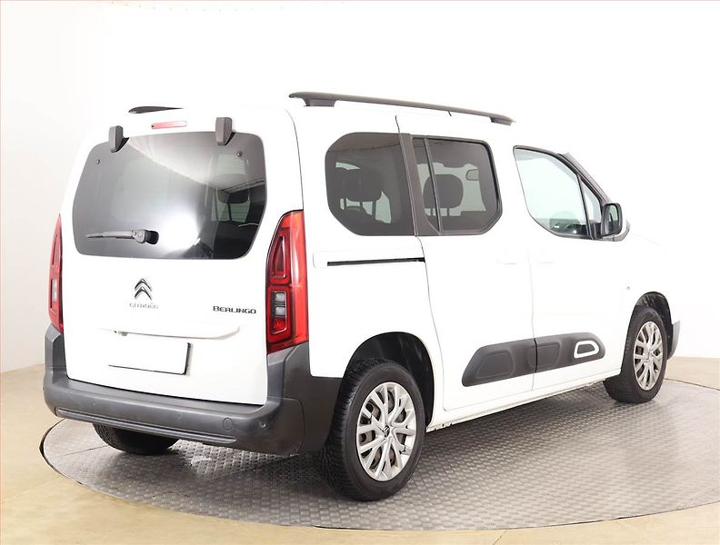 Citroën Berlingo (2020) Feel 1.5 BlueHDi, 5Míst, SR - fotka 5 z 17
