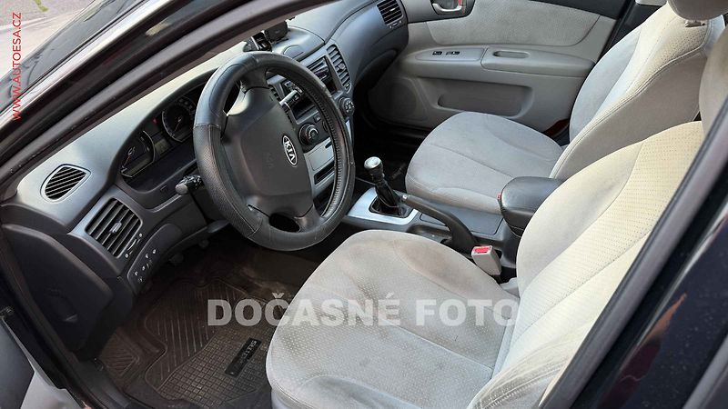 Kia Magentis (2009) 2.0 CRDi, 2.maj, AC - fotka 3 z 3