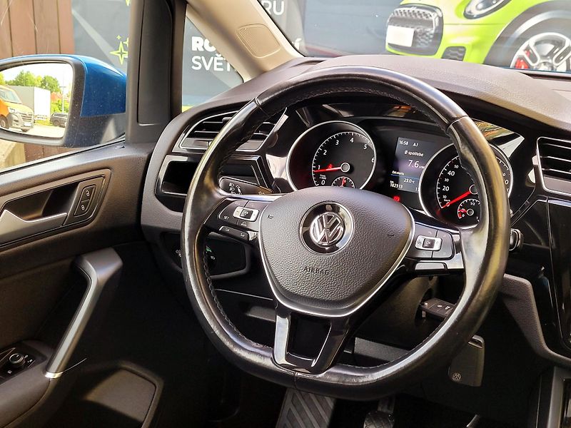 Volkswagen Touran TSi *CEBIA* 1.maj              - fotka 29 z 45