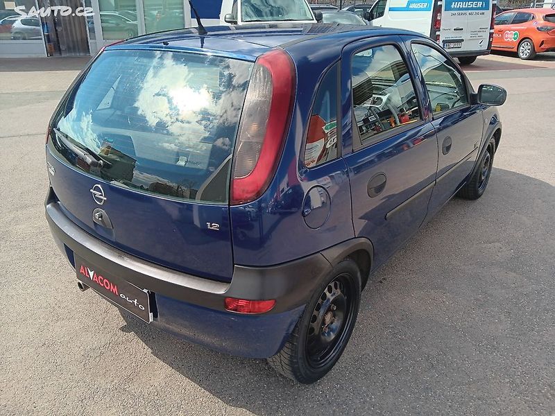 Opel Corsa 1.2 - fotka 6 z 23