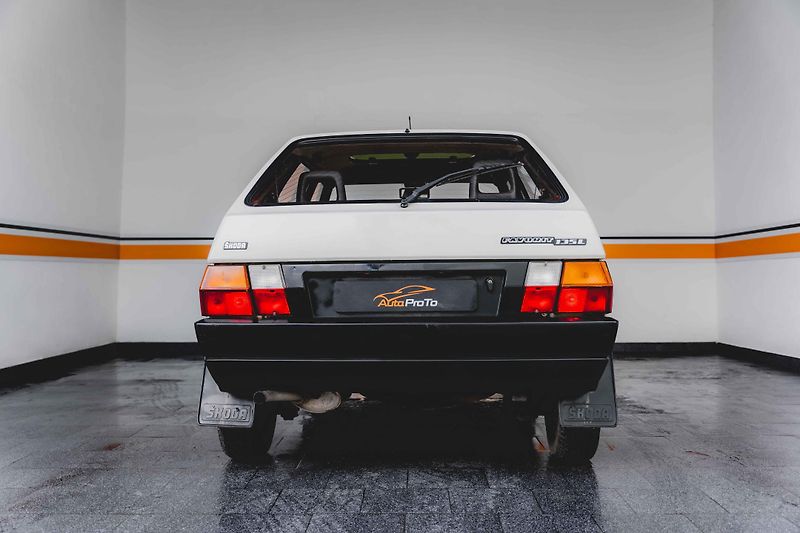 Škoda Favorit (1992) 135L*1992*1.majitel*54.000km - fotka 5 z 16