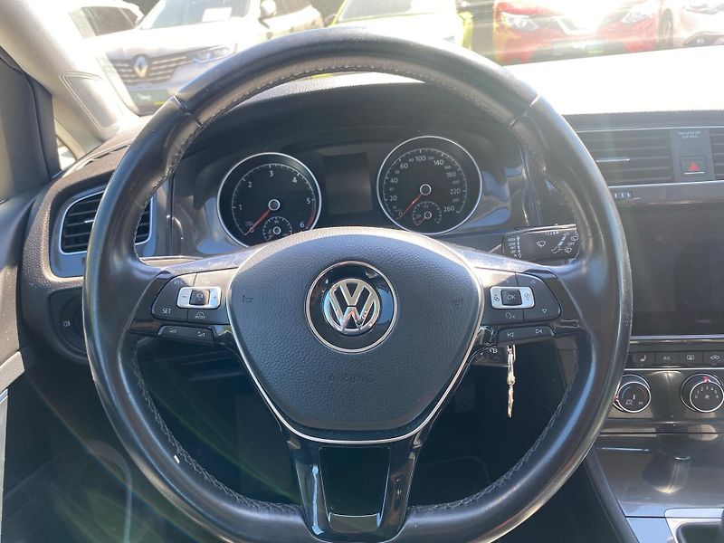 Volkswagen Golf Variant - fotka 6 z 7