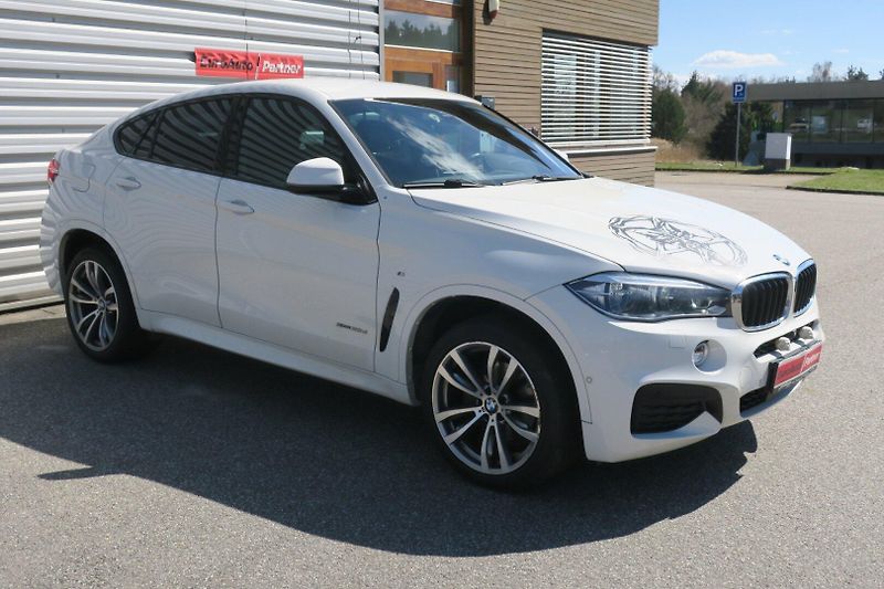 BMW X6 (2017) 3.0 xDrive30d M-Paket - fotka 5 z 42