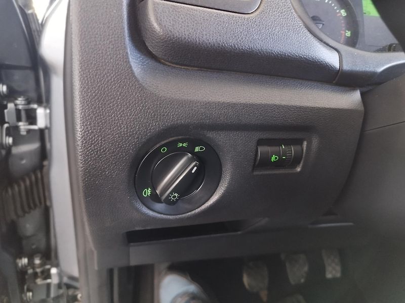 Škoda Roomster (2012) 1,2TSi 63KW klima serviska - fotka 24 z 26