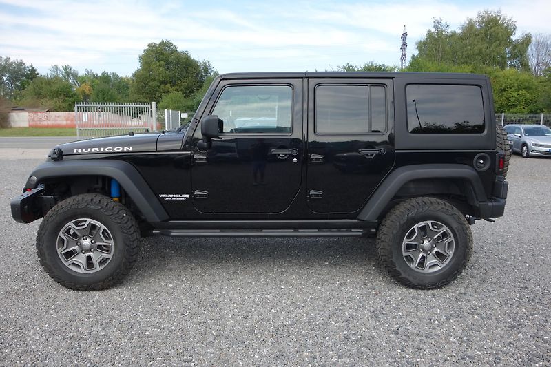Jeep Wrangler Rubicon Unlimited 2.8CRD - fotka 8 z 26