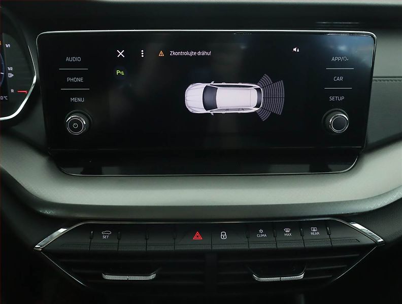Škoda Octavia (2023) Ambition 2.0 TDI, ČR,1.maj - fotka 14 z 15