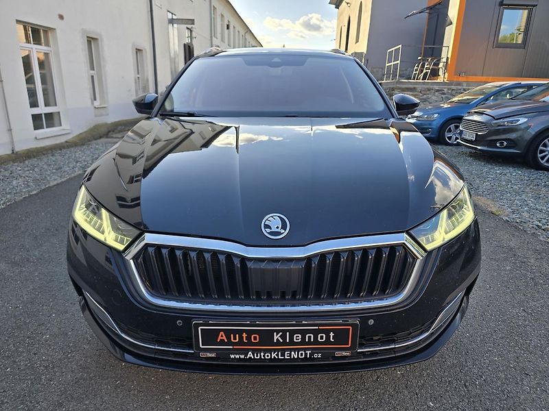 Škoda Octavia 110kW DSG STYLE + NAVI - fotka 3 z 24