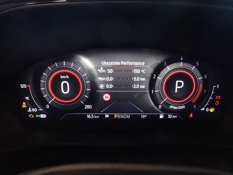 Ford Focus (2022) ST X hatchback 2.3EcoBoost206k - fotka 7 z 23