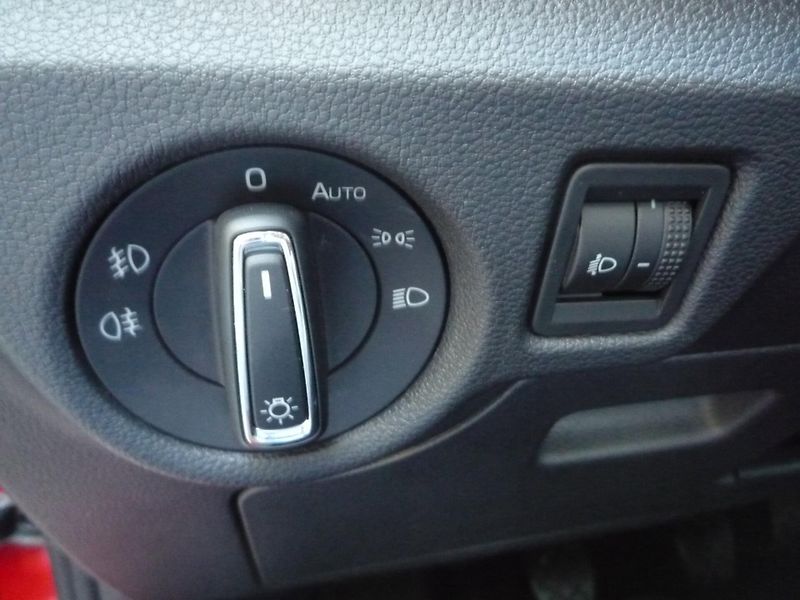 Škoda Kamiq (2024) 1,0TSi 85kW Selection - fotka 8 z 24