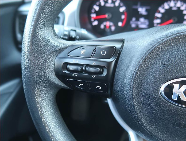 Kia Rio (2019) 1.25 CVVT, Serv.kniha - fotka 15 z 17