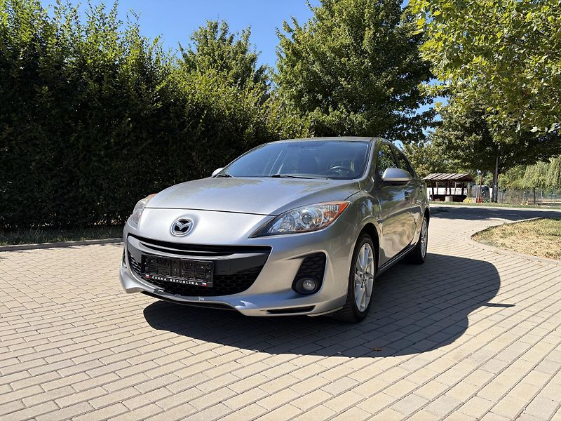 Mazda 3 1.6 Edition - fotka 2 z 31