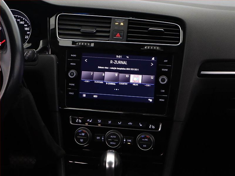 Volkswagen Golf (2017) 1.4 TSI, Automat, Tempomat - fotka 10 z 17