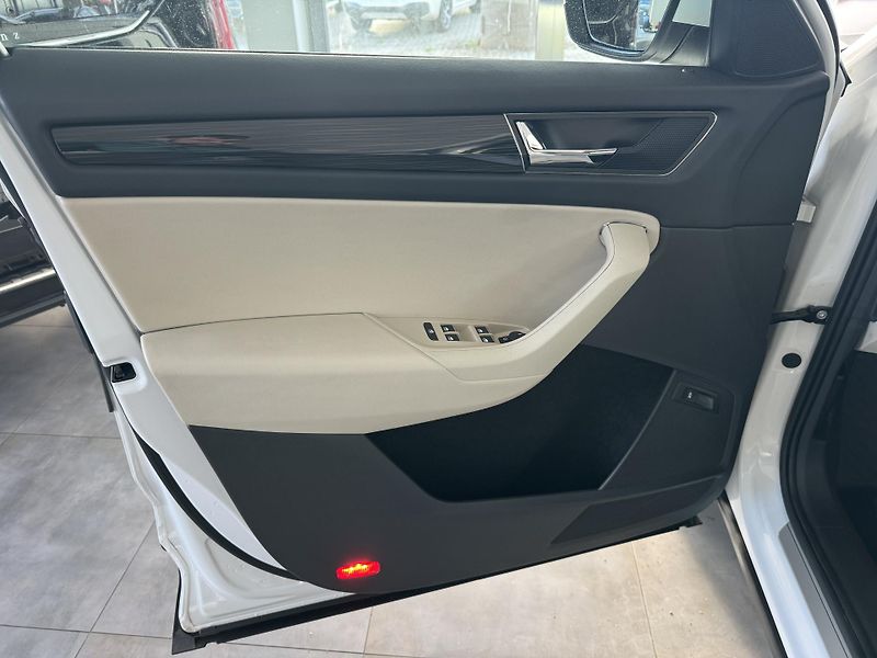 Škoda Kodiaq (2017) 2,0TDi DSG 4x4 NAVI ACC LED - fotka 16 z 36
