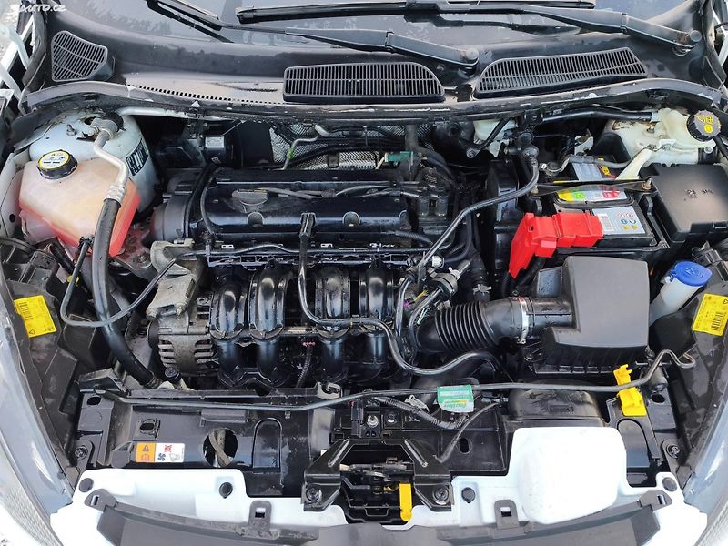 Ford Fiesta (2012) - fotka 2 z 26