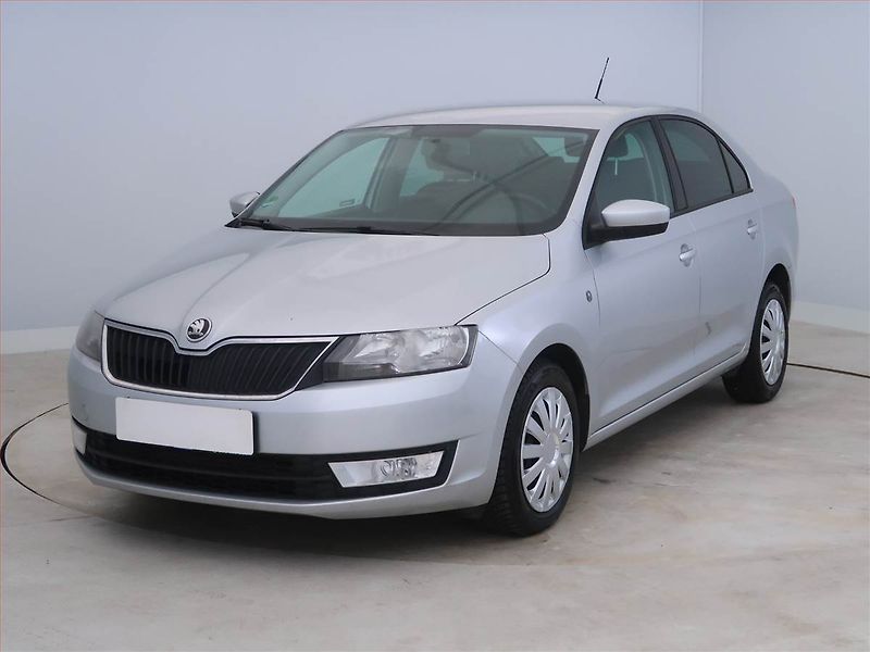 Škoda Rapid (2014) Ambition 1.6 TDI, Serv.kniha - fotka 2 z 12