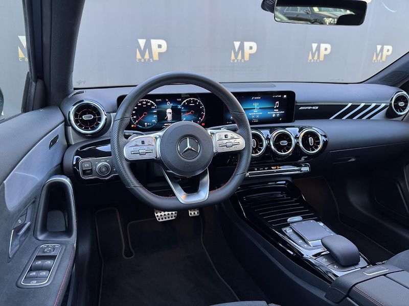 Mercedes-Benz Třídy A (2021) AMG 45 4MATIC+, MULTIBEAM  - fotka 12 z 56
