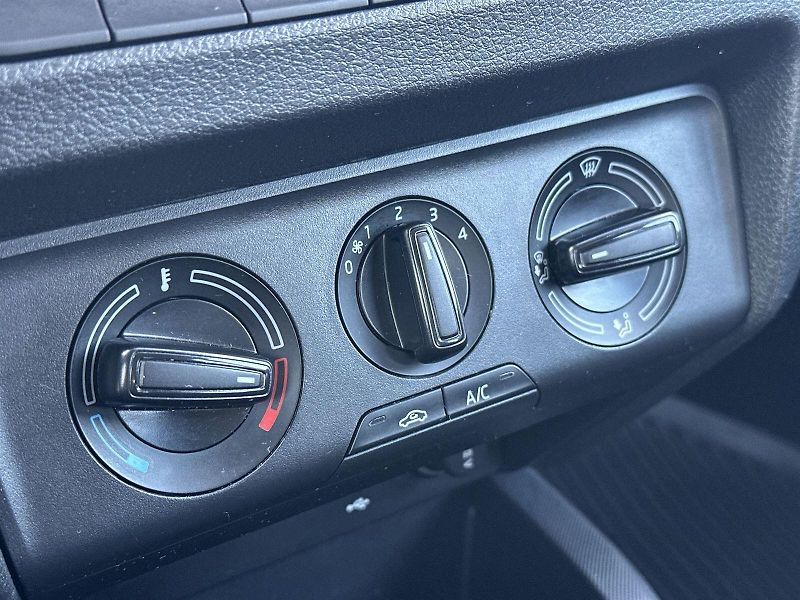 Škoda Fabia (2021) Combi 1.0 TSI Ambition + - fotka 13 z 24