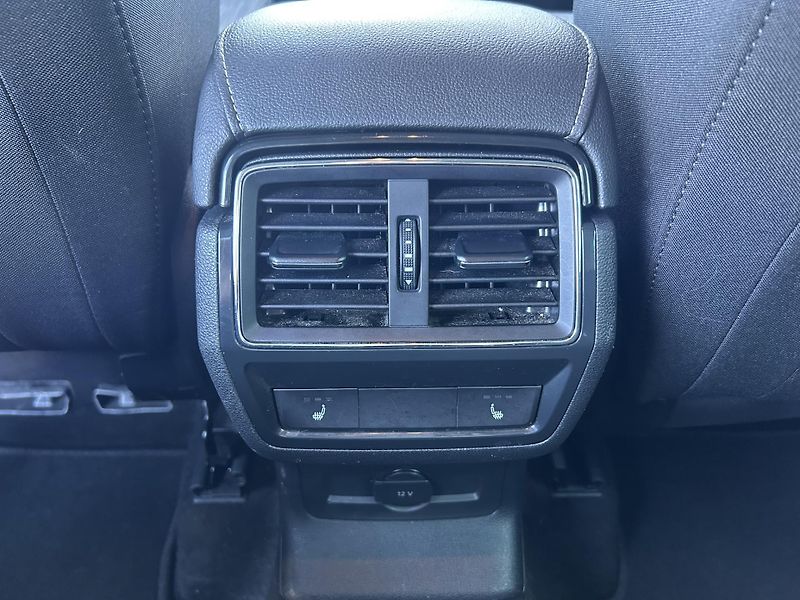 Škoda Karoq Style 1.5 TSI /110kW 7st.aut.D - fotka 11 z 26