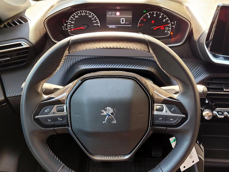 Peugeot 208 Active Pack S&S SERV.KNIHA     - fotka 34 z 39