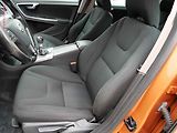 Volvo S60 (2011) 2.0 T, AC, park.asist - náhled 9