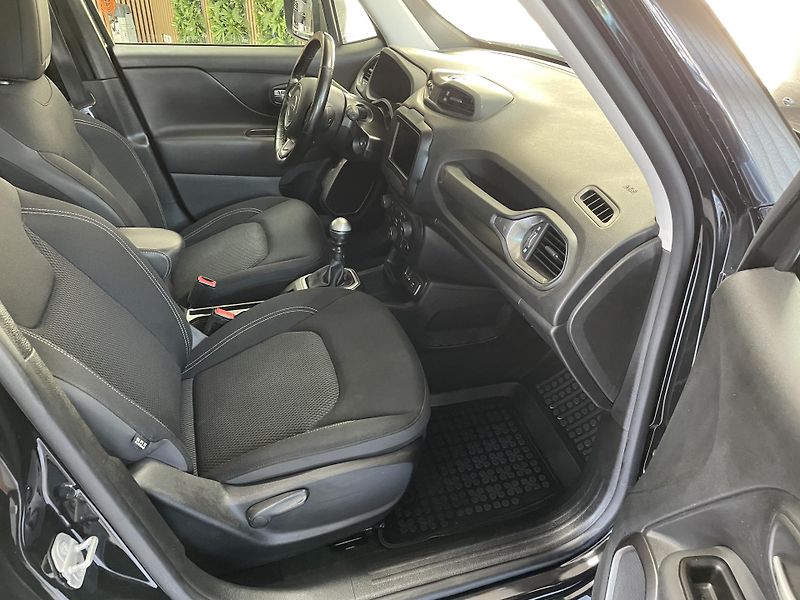 Jeep Renegade 1.0 T 6M ČR 1.MAJ. SERVISKA  - fotka 13 z 27