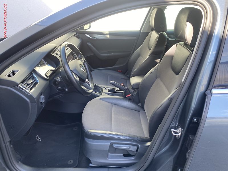 Škoda Octavia (2018) 2.0 TDi 4x4, 1.maj,ČR, Style - fotka 13 z 19