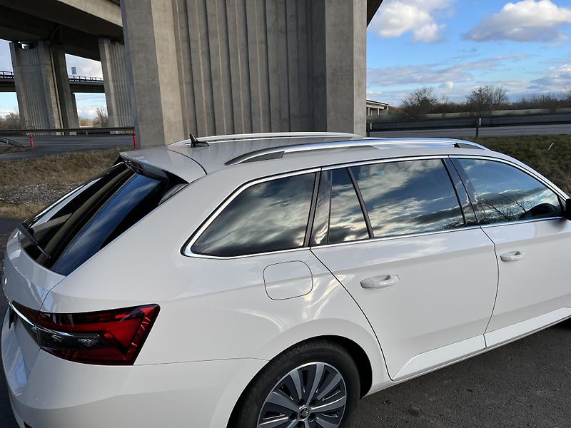 Škoda Superb (2021) 1.5TSI 110KW STYLE MAN6 MATRIX - fotka 11 z 49
