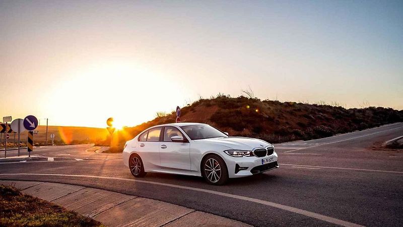 BMW 330e