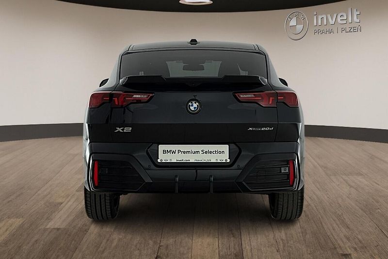 BMW X2 xDrive20d - fotka 4 z 24