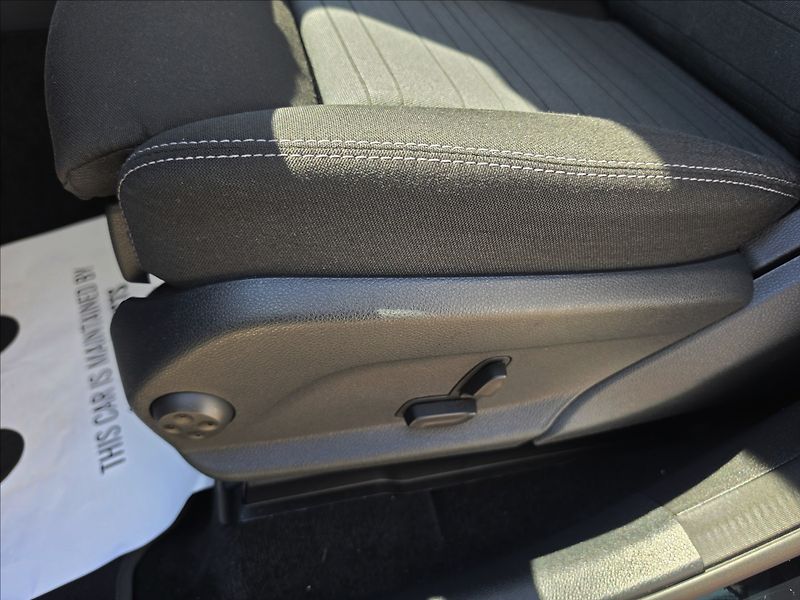 Mercedes-Benz GLC 2,0 CRDi 200D 4MATIC NAVI KAME - fotka 15 z 41