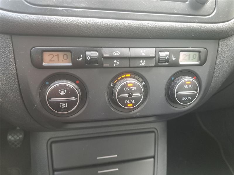 Volkswagen Golf Plus 1,6 FSI - fotka 19 z 36